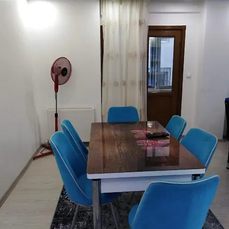 Yalova Apartment *